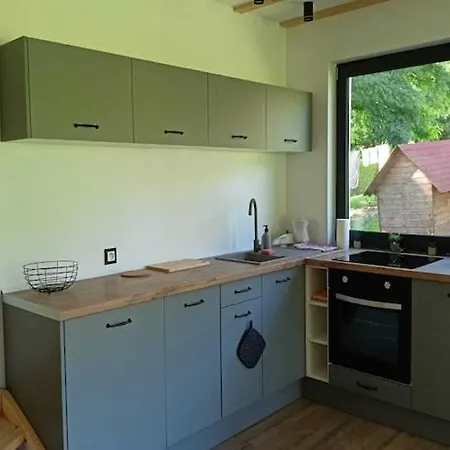 펜션 New, Comfortable By The Sea Ledzin